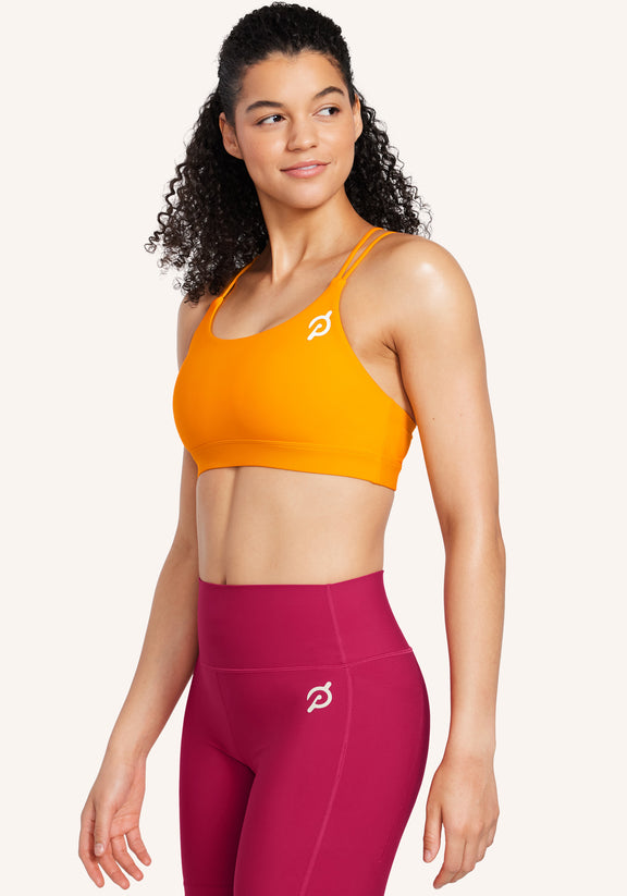 Peloton Women's Heathered Strappy Sports Bra : : Clothing, Shoes &  Accessories