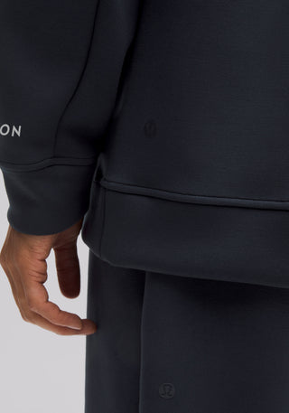 Smooth Spacer Classic-Fit Crew