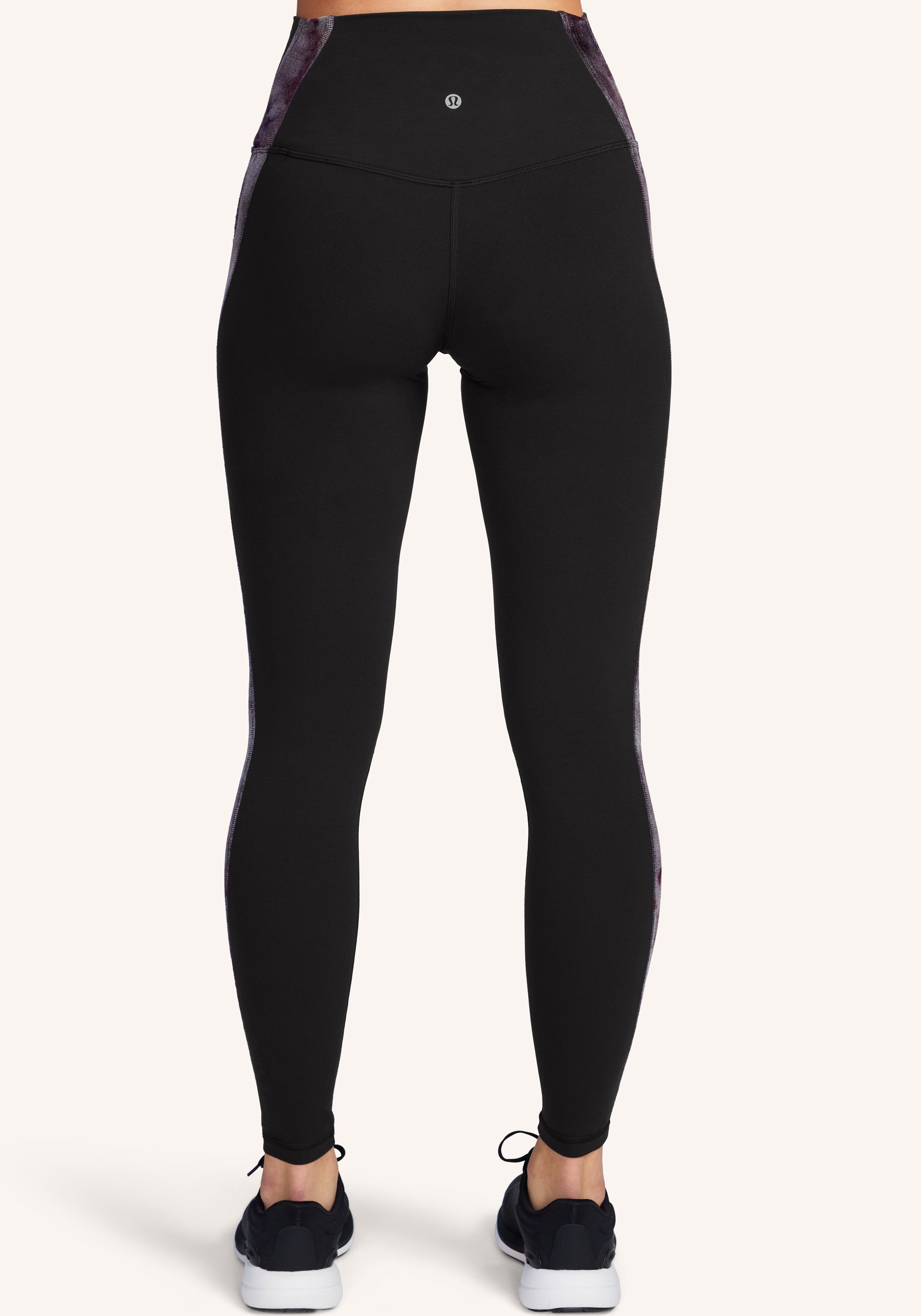 31 inch wide leg align pants (black size 4) : r/lululemon